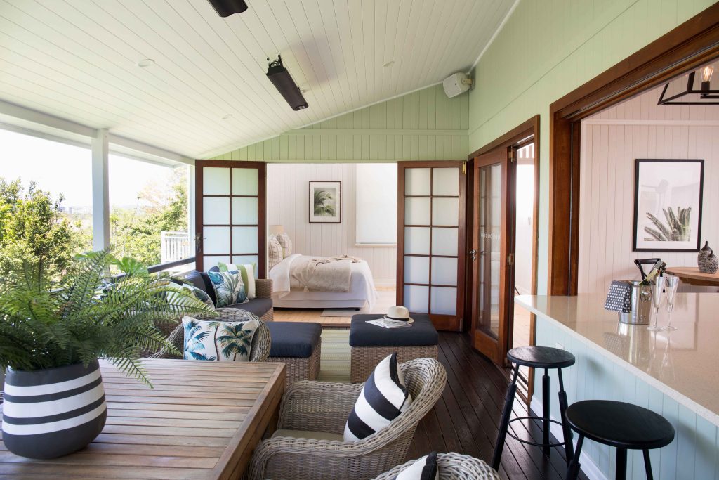 Brisbane worker's cottage back deck